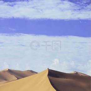 甘肅敦煌鳴沙山沙漠