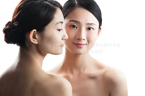 美女闺蜜