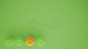 卓著的 Ogm 自由橙色對比與綠色桔子在柔和的背景與拷貝空間, 自然健康果子概念想法, 頂部看法