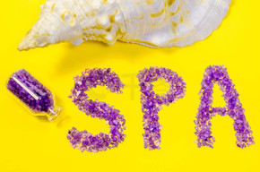 字 spa 香氣海化妝品鹽薰衣草萃取浴天然礦物處理觀近概念超 violer 色趨勢年紫黃色背景平躺