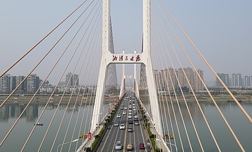 湘潭三大桥引桥图片