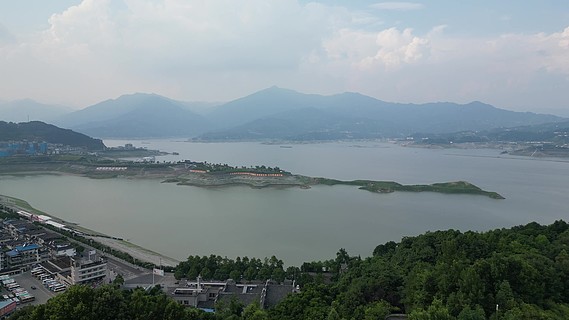 航拍湖北宜昌秭歸縣木魚島