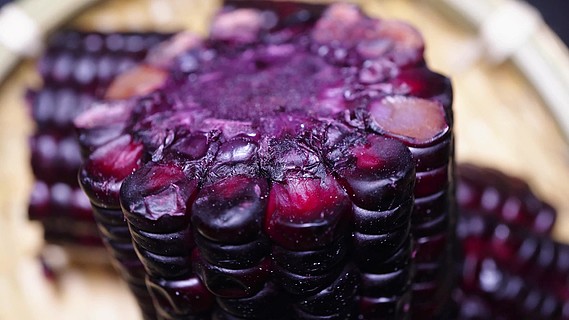 紫黑色食物图片