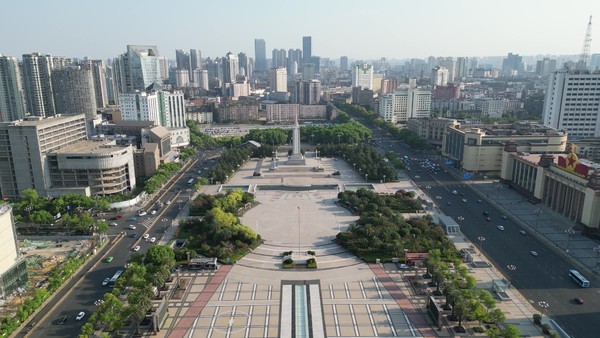 八一广场鸟瞰图图片