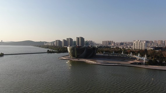 航拍江蘇徐州雲龍湖景區徐州音樂廳