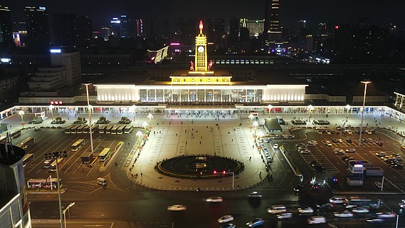 城市延时湖南长沙火车站夜景航拍延时