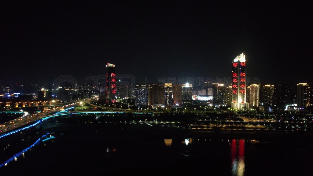 江西南昌赣江两岸夜景航拍