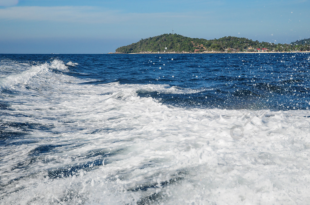 海水浪花