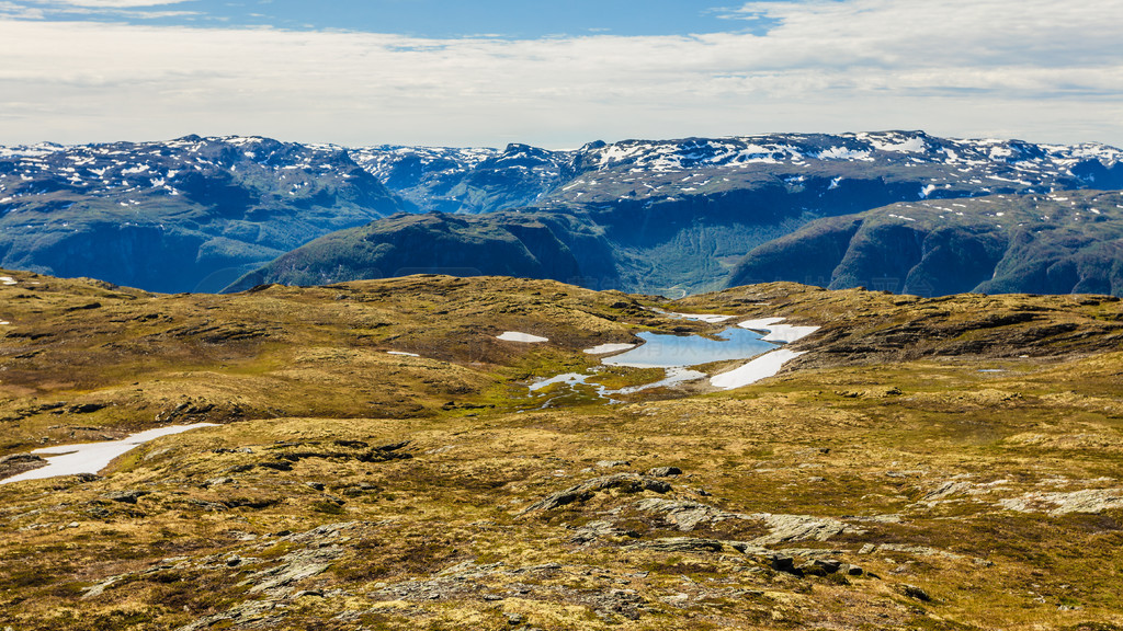 ŲŲ֮ɽʯԶѩ塣η羰 Aurlandsfjellet.. ɽۡŲ羰· Aurlandsfjellet