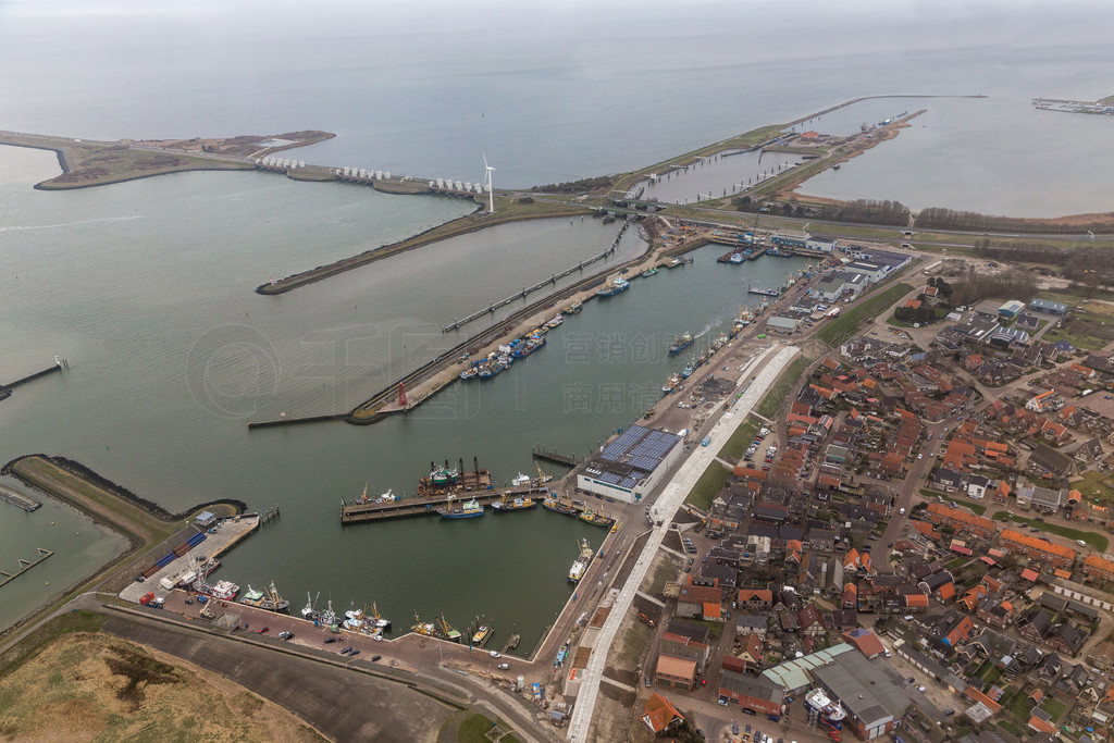 ۿ Den Oever  afsluitdijkˮ IJsselmeer ߵǺ֮ķ롣ۿ Den Oever  afsluitdijk ˮբ