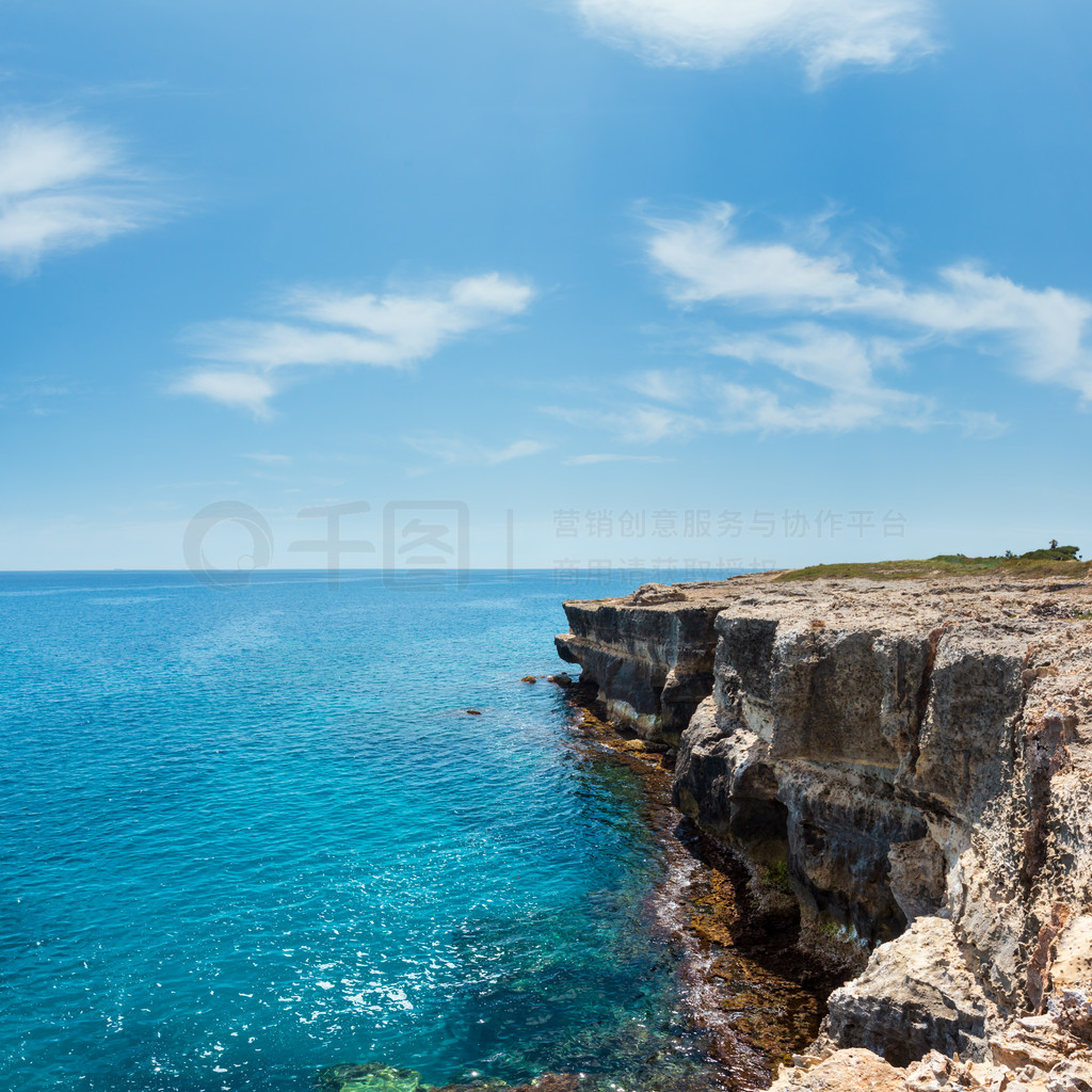 Grotta della poesiaRoca VecchiaSalento ǵǺذǴķ羰续ĺаɫʯ¡ѨС