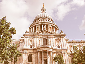 聖保羅大教堂在倫敦英國 (uk) 復古