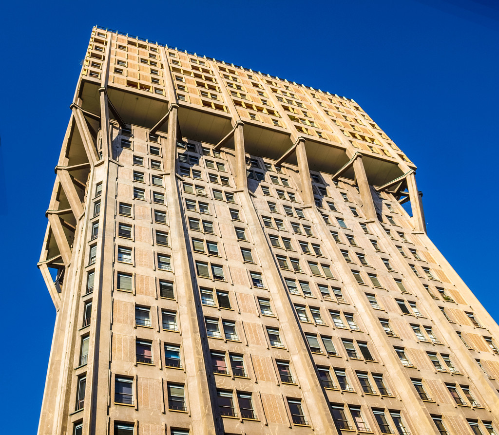 Torre Velasca HDR߶̬Χ HDR Torre Velascaִر꽨