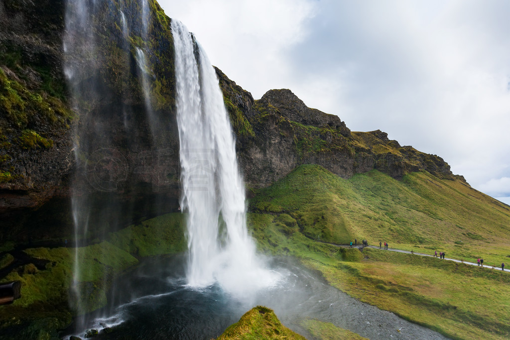 ǰ  9 ڱϺ Katla ʹ԰ Seljalands ӵ Seljalandsfoss ٲ