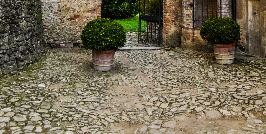 HDR Castello Scipione  Castello Pallavicino Ǳס߶̬Χ (HDR) Castello di Scipione aka Castell