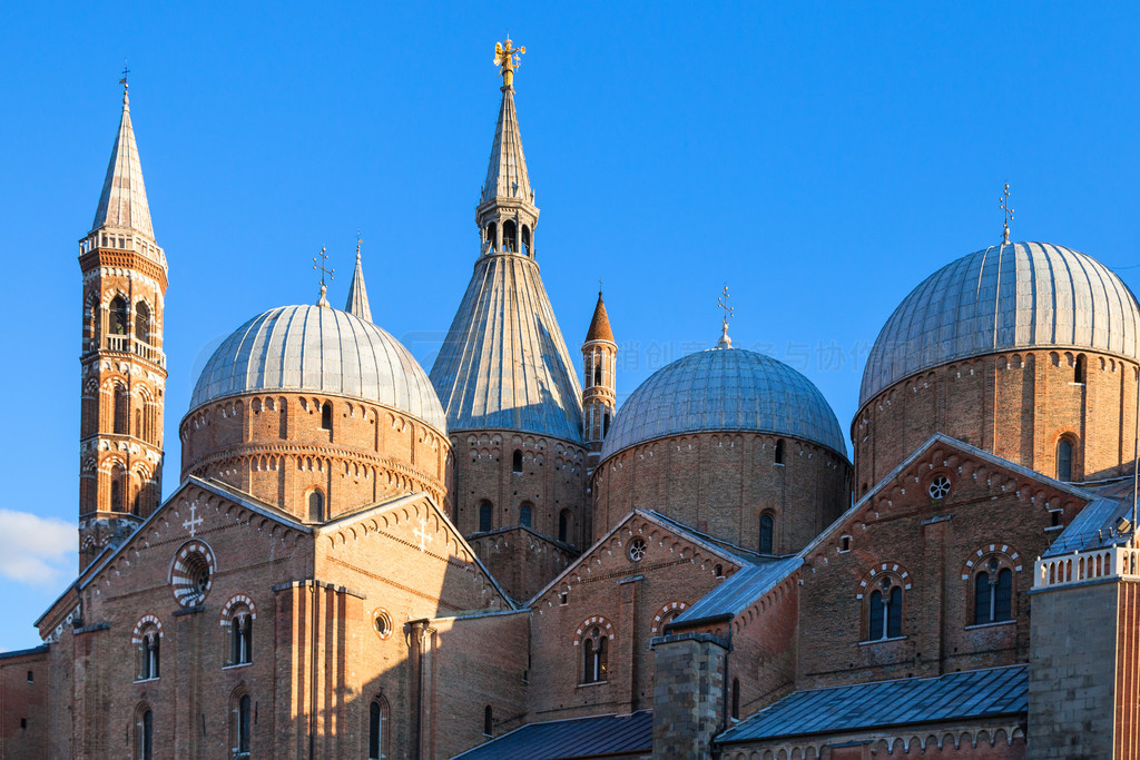 ǰ - еʥ (Basilica di sant'antonio di padova)