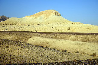 以色列内盖夫沙漠的砂岩马多尔山