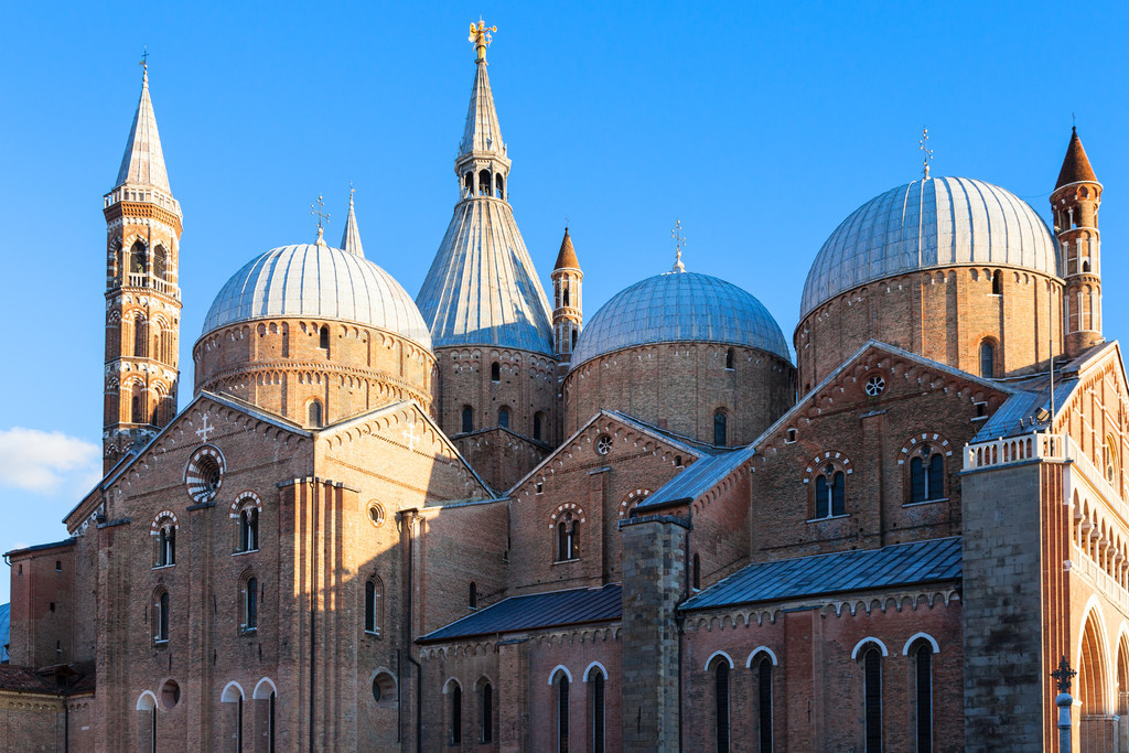 ǰ-еʥ (Basilica di sant'antonio di padova) 