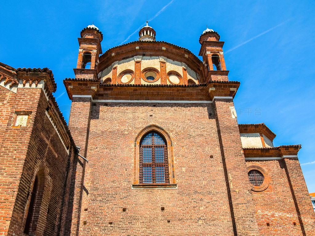 Sant Eustorgio ã HDR߶̬Χ HDR ʥ˹н