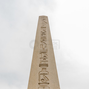 狄奥多西方尖碑或埃及方尖碑在伊斯坦布尔
