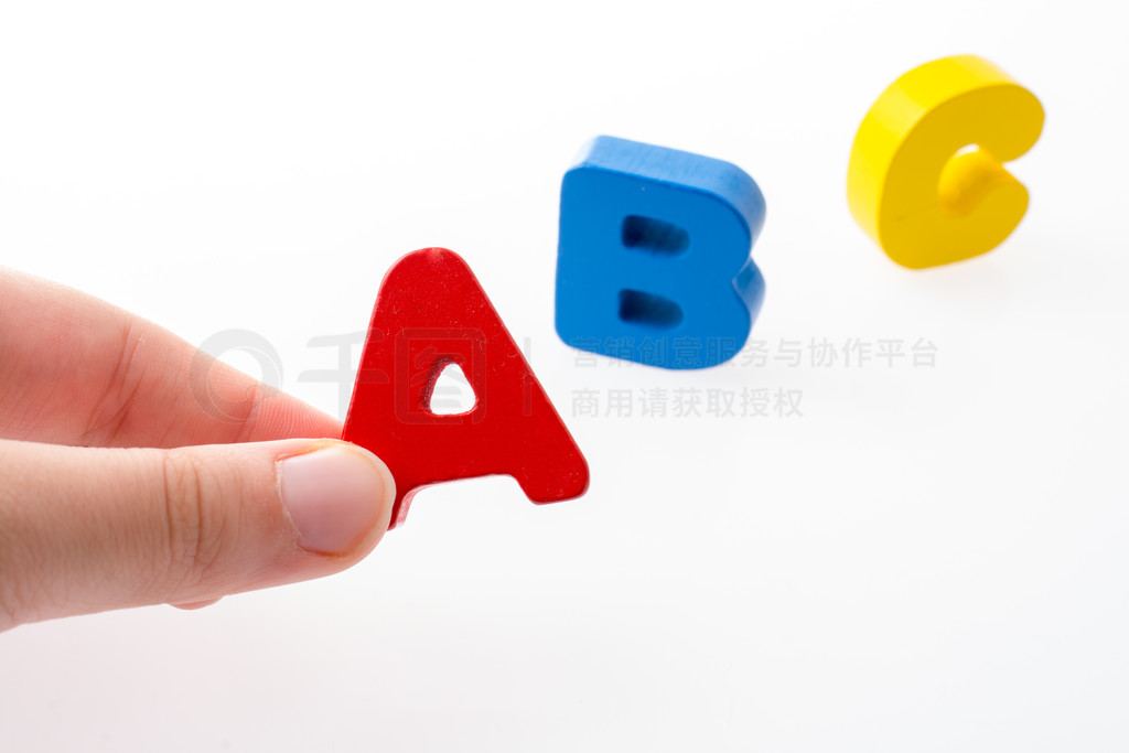 ɫ ABC ĸľͷƳ