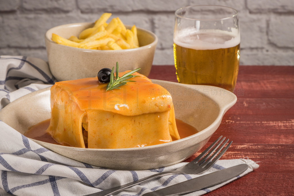 ͳСԡ Francesinha ҡ⡢ȡ㳦ơƽըɡơƺϡ