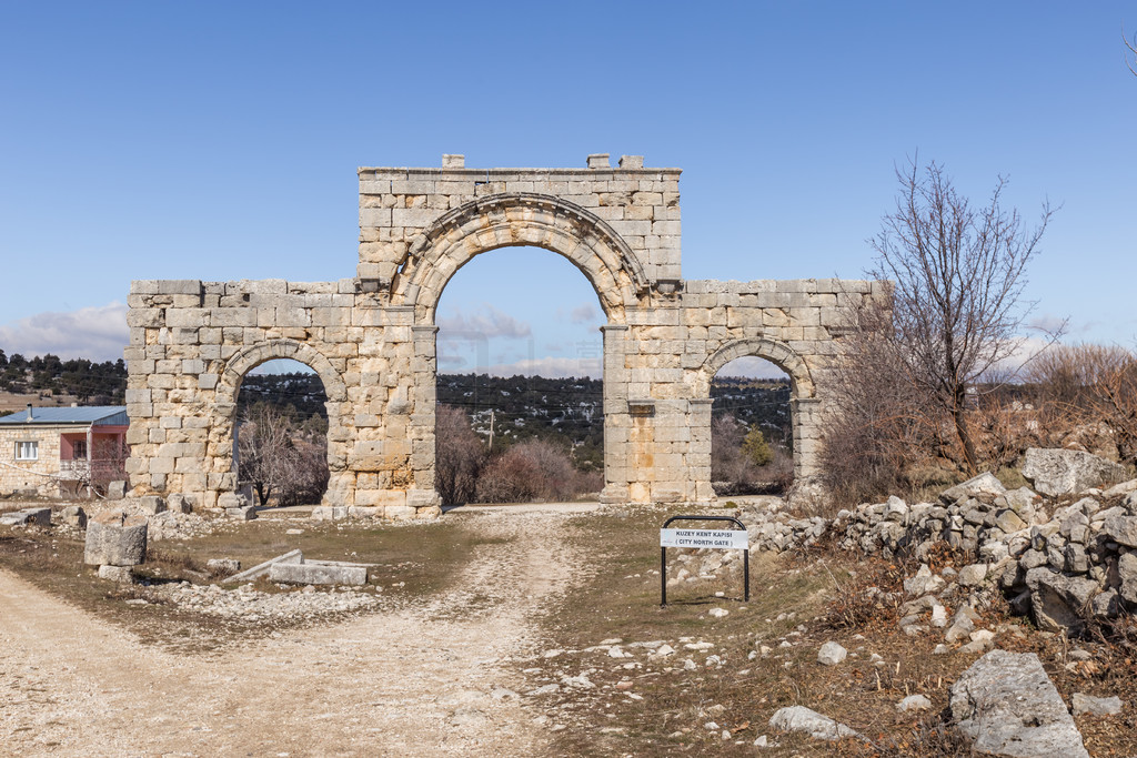 Uzuncaburc ųǴʯǱλ Uzuncaburc,Silifke,Mersin,Turkey.2ڿ˹ųǱ