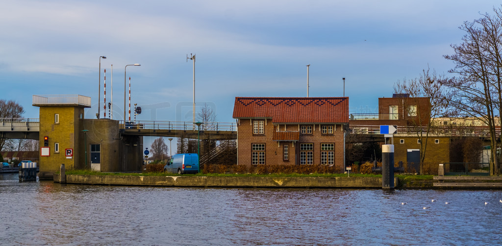 ƽˮߣ͵ Molenaarsbrug Alpehn aan den Rijn ĳн