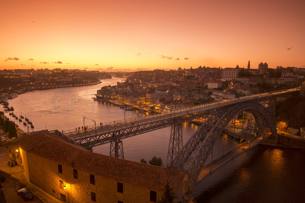 Ponte de Dom Luis 1 λŷ޲³Ӷͼﱴ޺ϵϳǡŷͼﱴϳǶ޺