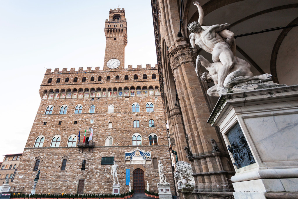 ǰ-ڷе Loggia dei Lanzi  (Palazzo Vecchio) ĵ (Sabine Ůǿ) ͼ