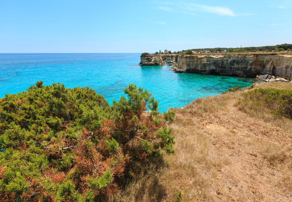 羰续ĺºҶ (faraglioni)λǴк Torre Sant Andrea