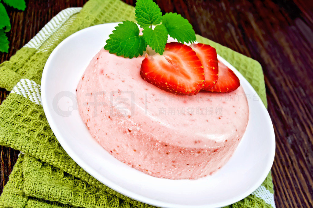 ɫľϵɫͽֽϵ顢ݮɺͽɵƷ panna cotta