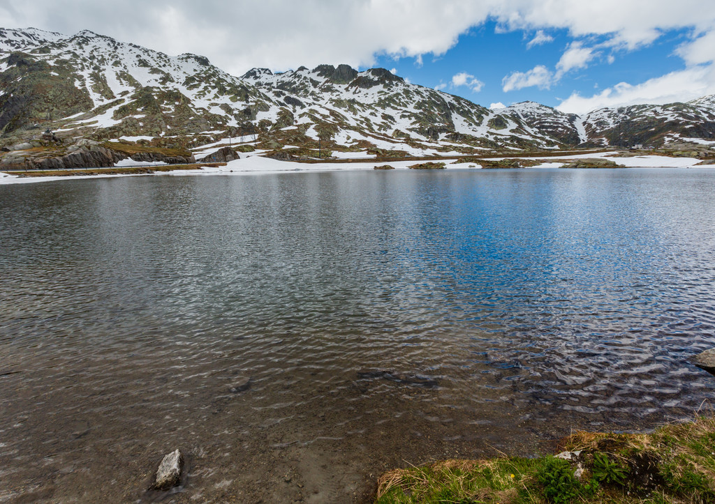 İ˹ɽ Lago della Piazza (ʿ, Passo del San Gottardo)