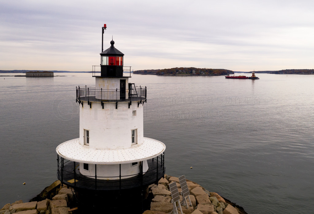 ݲ Spring Point Ledge ־ͨ۵ҪΣϰ