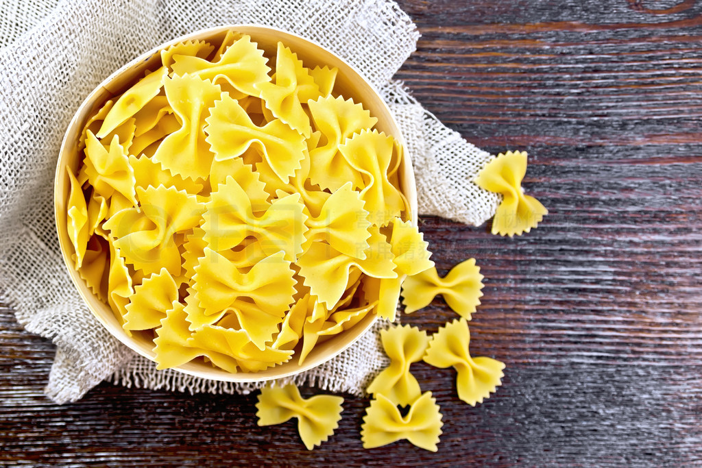 Farfalle ƤϷڴ鲼ͽֽϣľ塣Ƥе Farfalle