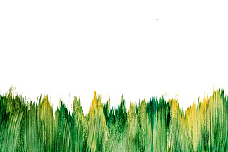 动作画水彩绿色画笔样机隔离在白色。摘要手绘黄色和绿色自然艺术背景。多彩多姿的油漆笔<i>触</i>。复制空间。