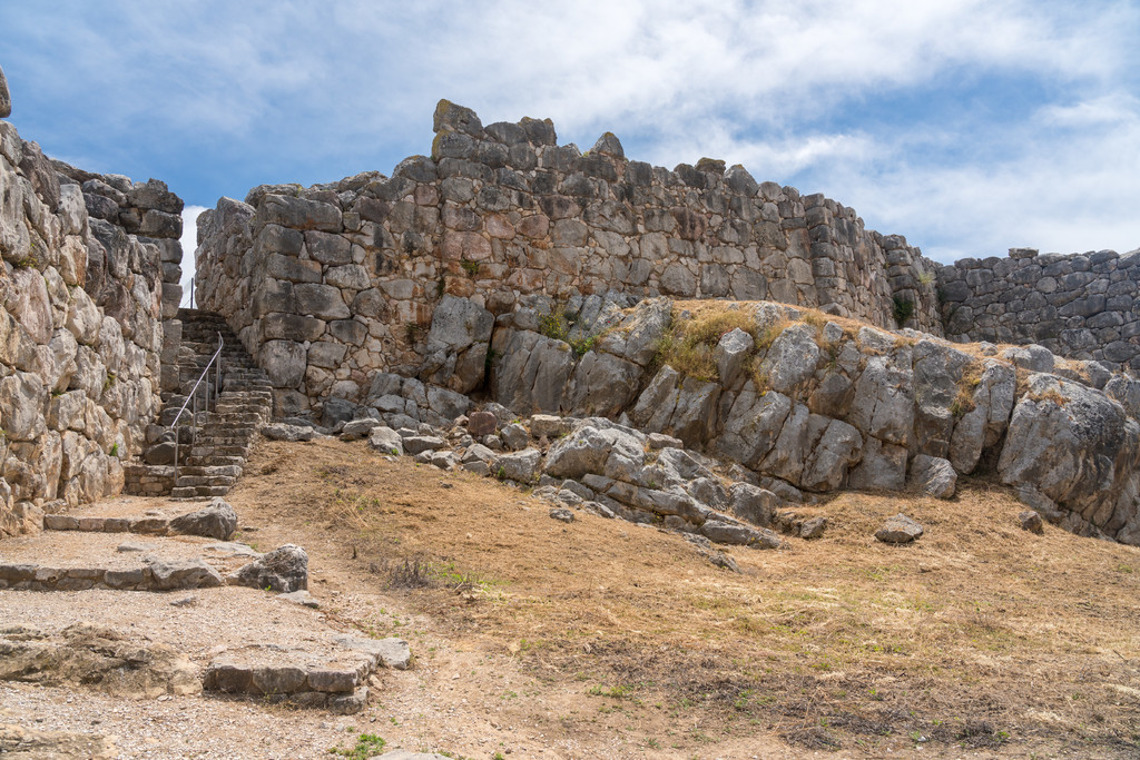 希腊伯罗奔尼撒半岛的 tiryns 古希腊历史遗址