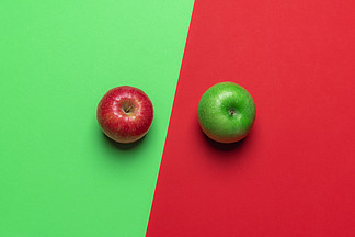红色和绿色对比的图片图片