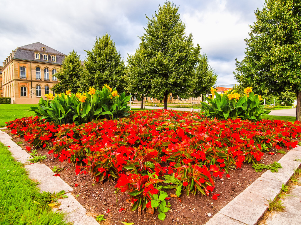 ¹˹ͼ HDR Ļ԰߶̬Χ HDR ¹˹ͼص Oberer Schlossgarten ԰