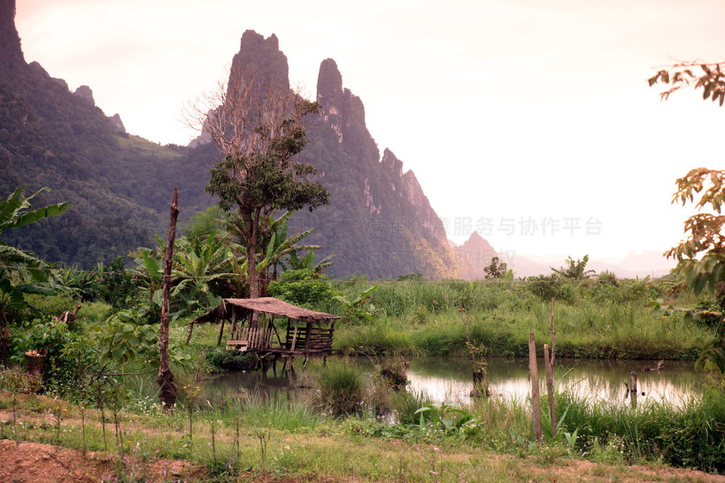 ٵŲ 13 ŹϿ帽ľ.. ASIA LAO VANG VIENG LUANG PRABANG