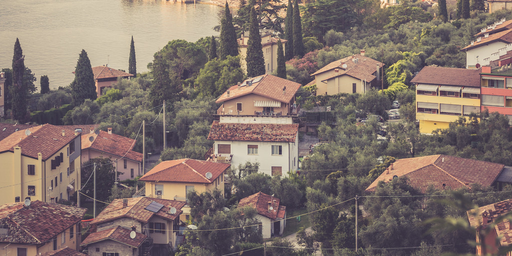 ׵ɽ٣lago di garda ԰ʫĺߺͿɰСׯ Malcesine