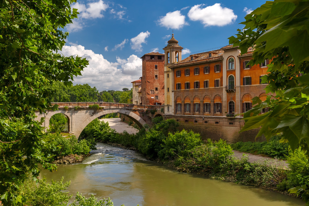 ĵ̨ĵ Ponte Fabricio ͽ Chiesa di San Giovanni Calibita һ̨ Is