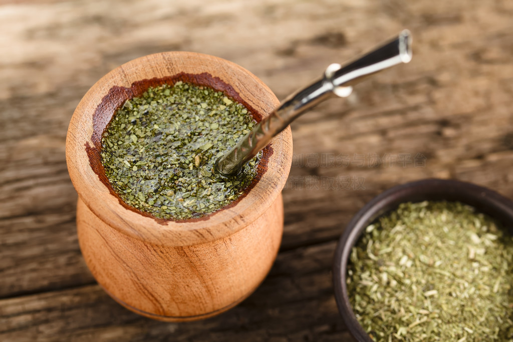 ͳ Yerba Mate 裬װľư±У bobilla ΪɸӣӵľͷգѡԾ۽֮һĽУ