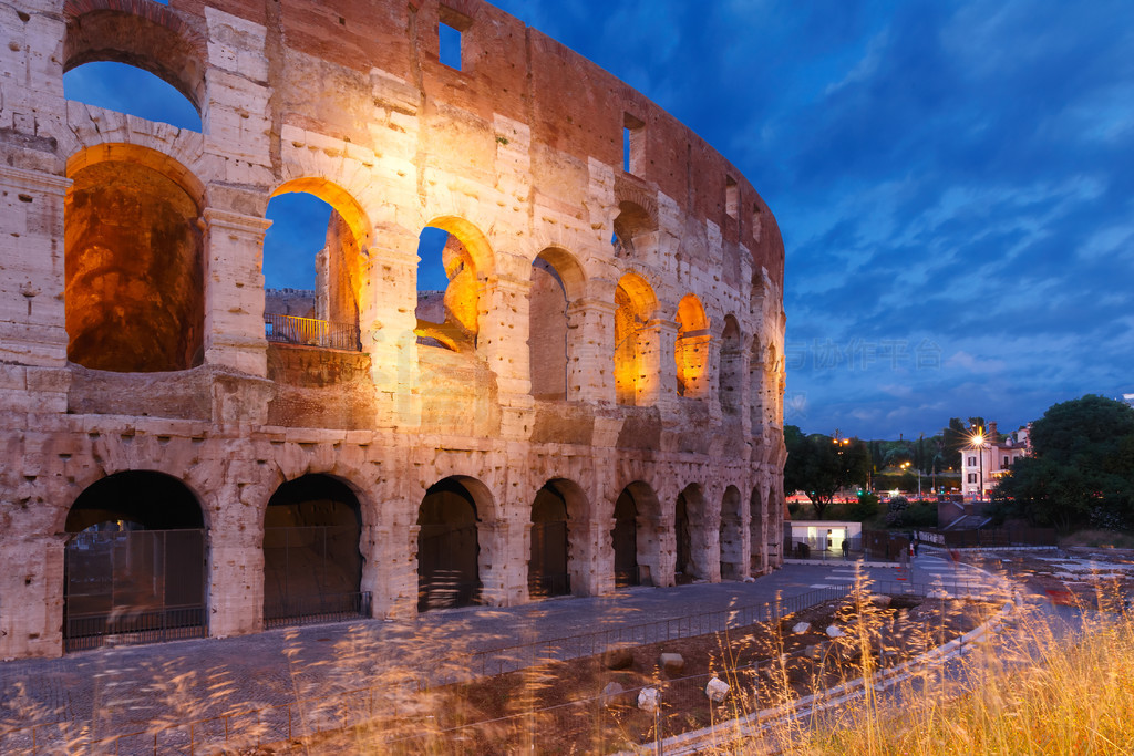 Colosseum  Coliseum ϣ Colosseum  Coliseum ϣҲΪ Flavian AmphitheatreʷԲξ糡λ