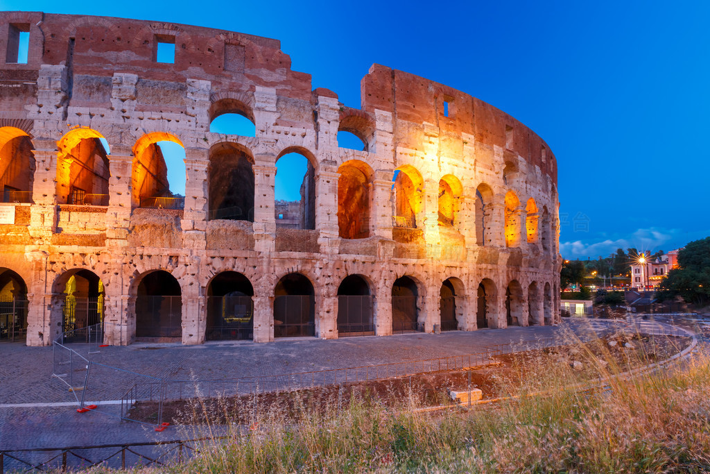 Colosseum  Coliseum ϣ Colosseum  Coliseum ϣҲΪ Flavian AmphitheatreʷԲξ糡λ