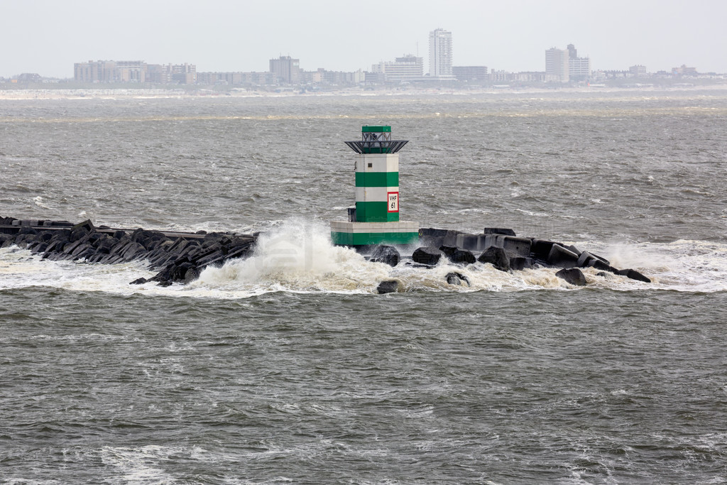 еͷ͵ĺĺͷIJmuidenķӵıСеͷ͵ĺĺͷ IJmuiden