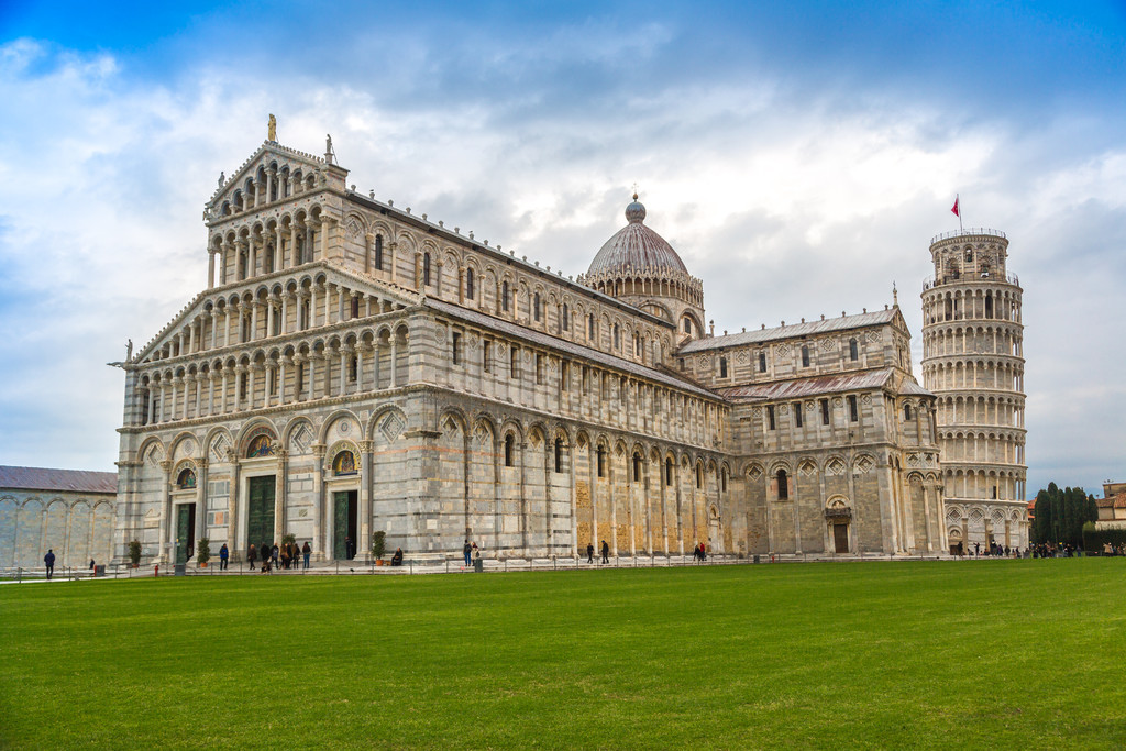 Piazza dei Miracoli ۺ壬ǰбб