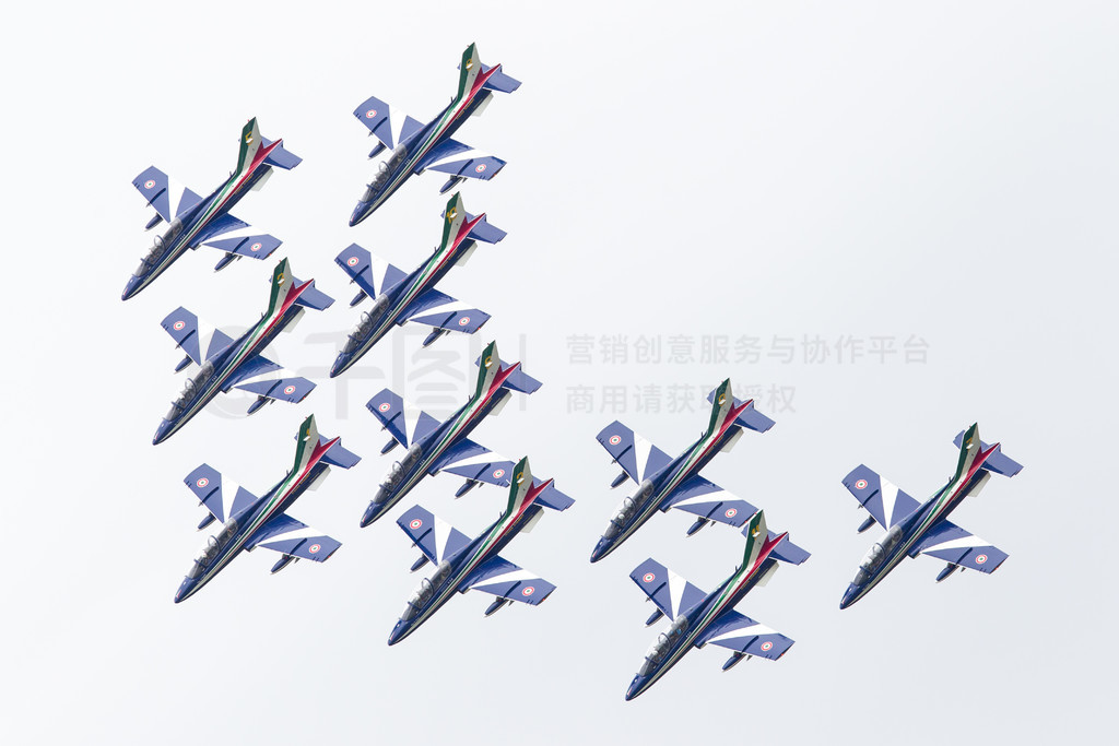 ǣ-2016  6  11 գؼж Frecce Tricoloriɫͷ 2016  6  11 ںǻеĺչϱݡ