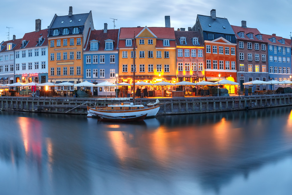 Nyhavn ȫϷӺ;ɴڵ׶籾ϳǵɫǽ.. Nyhavn ȫڸ籾