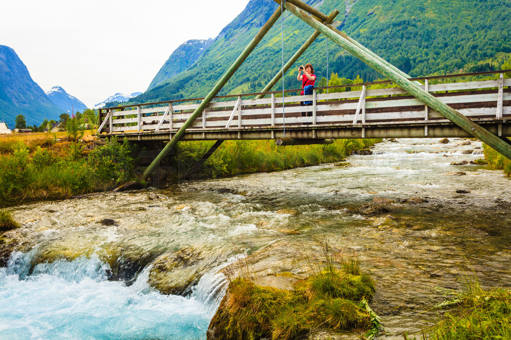 ζȼٺСŮοϷɣɶϿصŲׯ Oppstryn ɽŲ˹άǰ뵺οŲ Oppstryn Ϸ